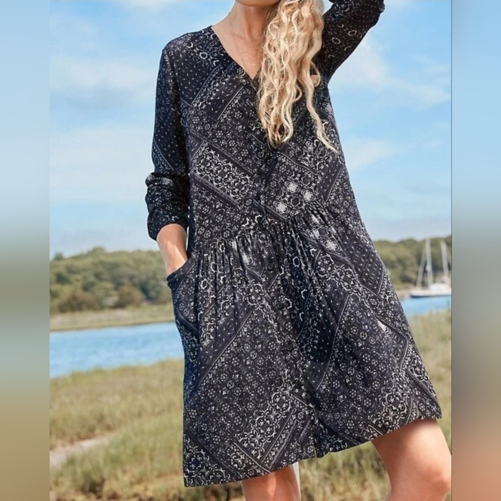 Garnet Hill Black Long Sleeve Dress